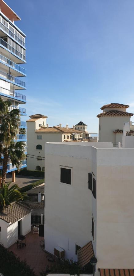 אל קאמפיו Atico Triplex Isla Verde מראה חיצוני תמונה
