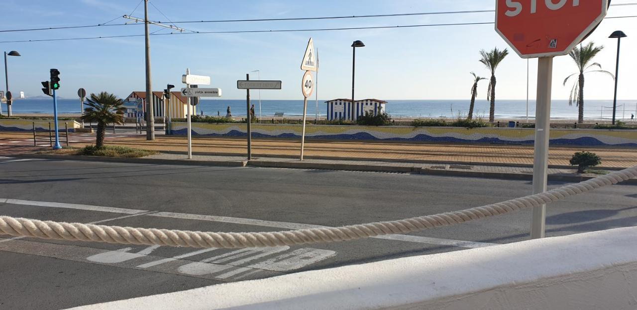 אל קאמפיו Atico Triplex Isla Verde מראה חיצוני תמונה